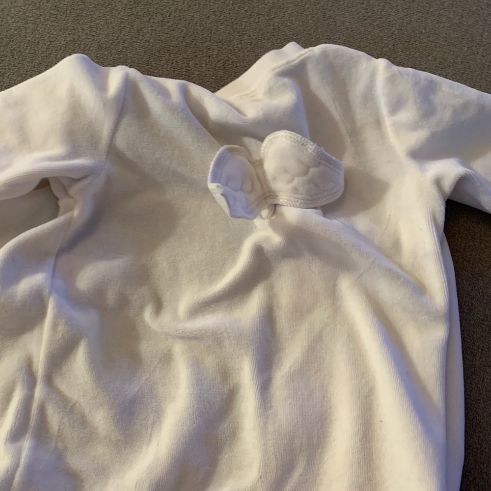 Velour white Marie Chantal 12m footies w/ wings